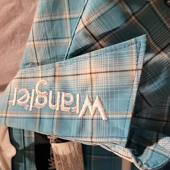 Wrangler® Logo Blue Plaid Long Sleeve Snap Shirt MP1318M - Picture 2 of 10